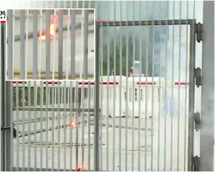【修例风波】海富中心出口扶手玻璃全毁 示威者涉向政总掘砖掉汽油弹