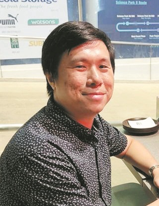 政府俸禄开销大　公务员过多大问题