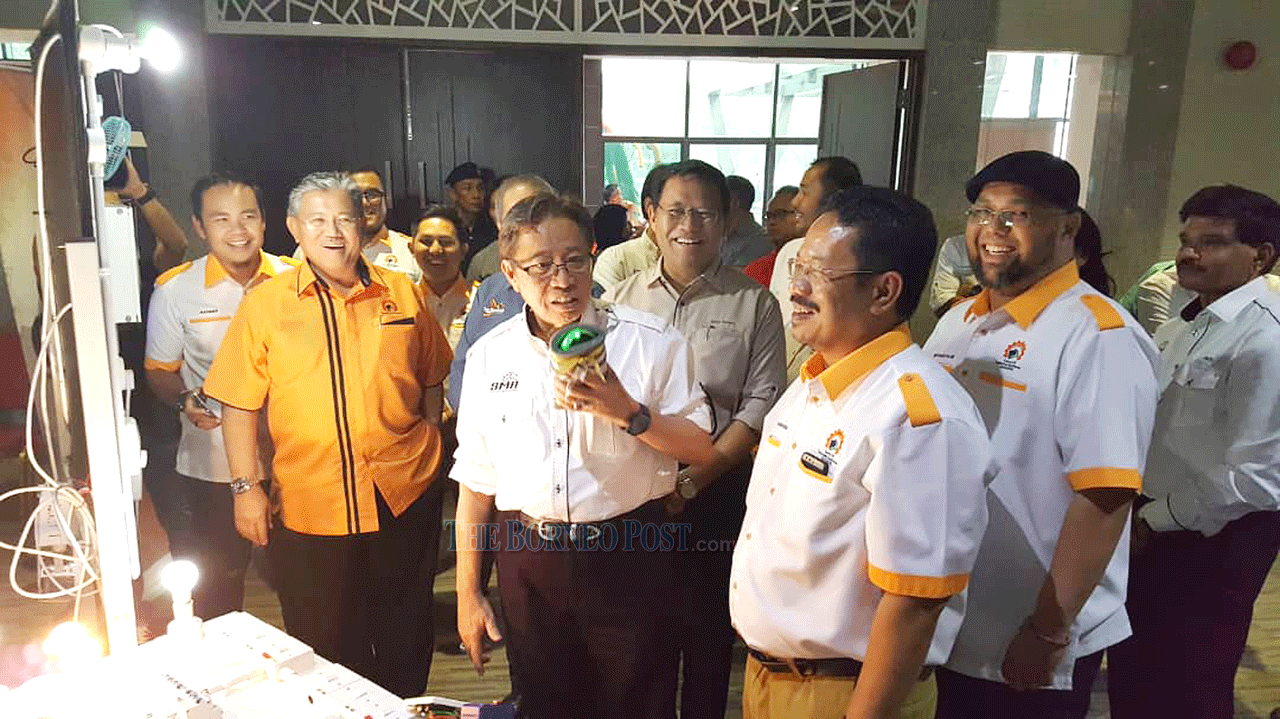 Full-Internet community by 2025 – Abang Johari