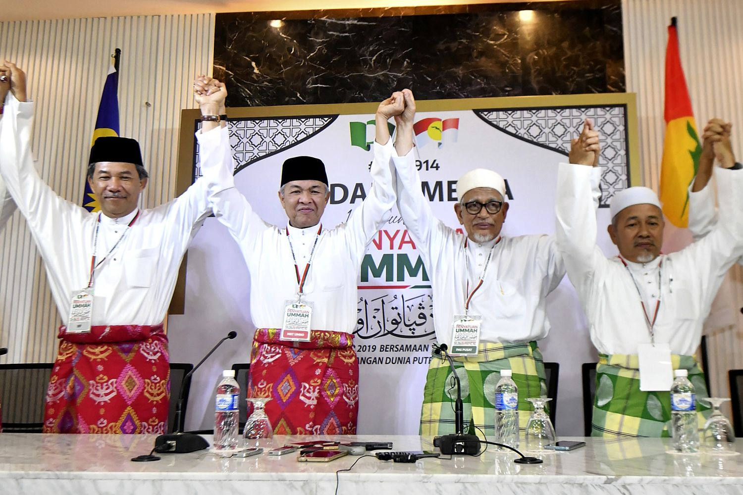 Opposition pact poses ‘credible threat’ to Mahathir