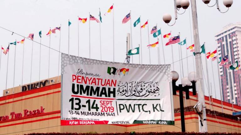 Ti: MCA will not declare war on Umno-PAS pact like DAP