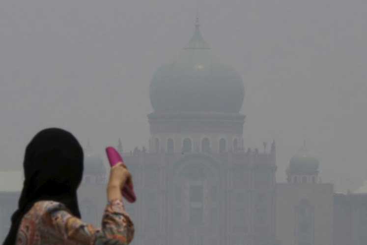 'Very unhealthy' air quality in Putrajaya, four other areas as at 9 am