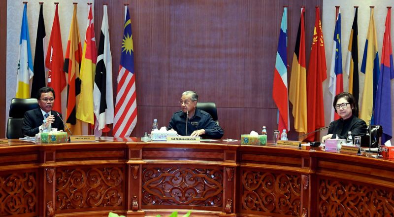 PM suggests agriculture as way forward for Sabah, Sarawak to grow revenue