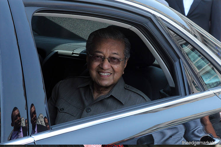 Dr Mahathir returns to Kuala Lumpur