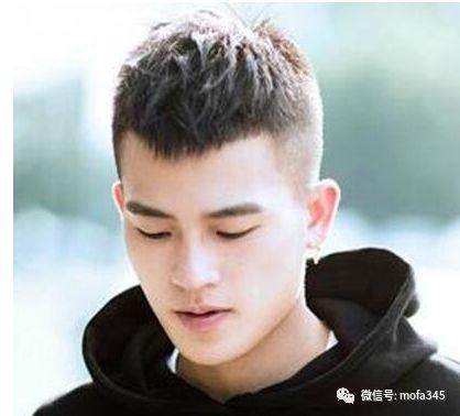 男士圆弧刘海短发发型，个性十足呆萌又减龄