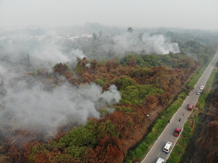 S'wak continues to be choked, Peninsular sees slow air quality improvement