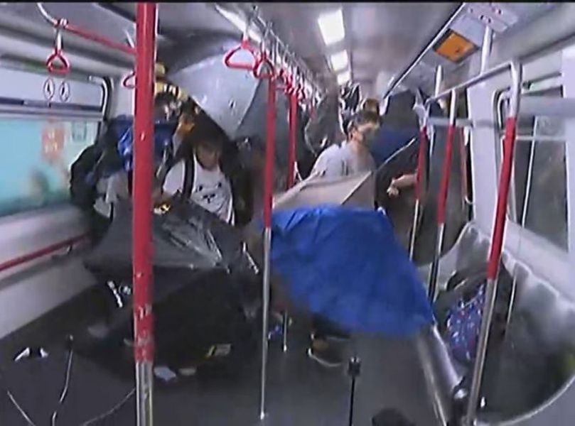 【831事件】少年称遭警殴伤 父亲入禀向卢伟聪索偿