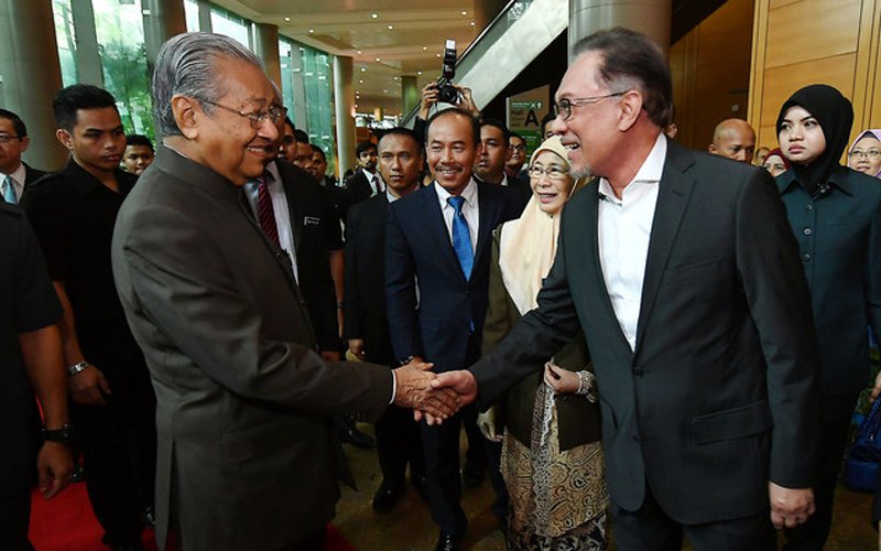 Anwar getting ready to fight for PM’s post, says analyst