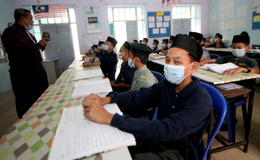 Perak schools to reopen tomorrow as haze situation improves