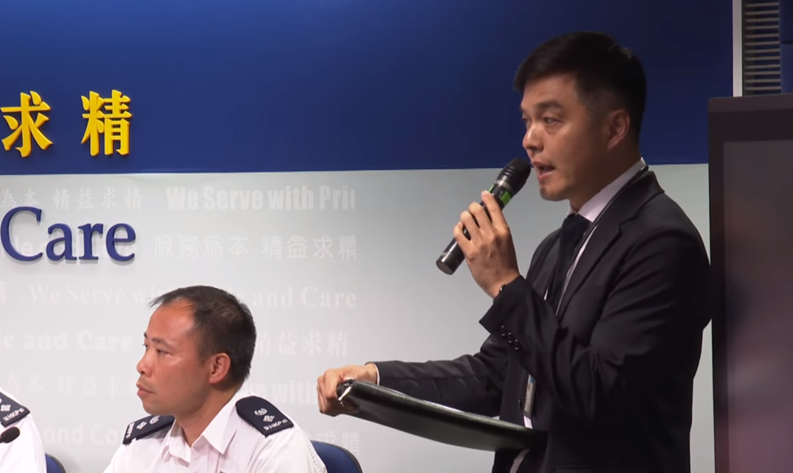【维港会】央视受访 PPRB警司：记者会秩序难控制
