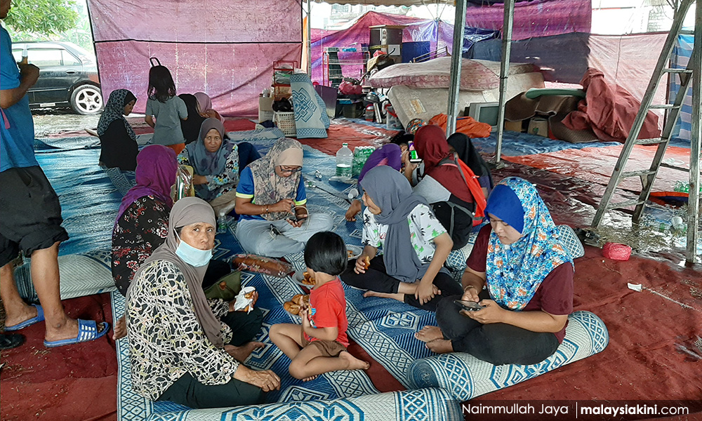 Residents living under canopies after homes demolished, PAS cries 'foul'