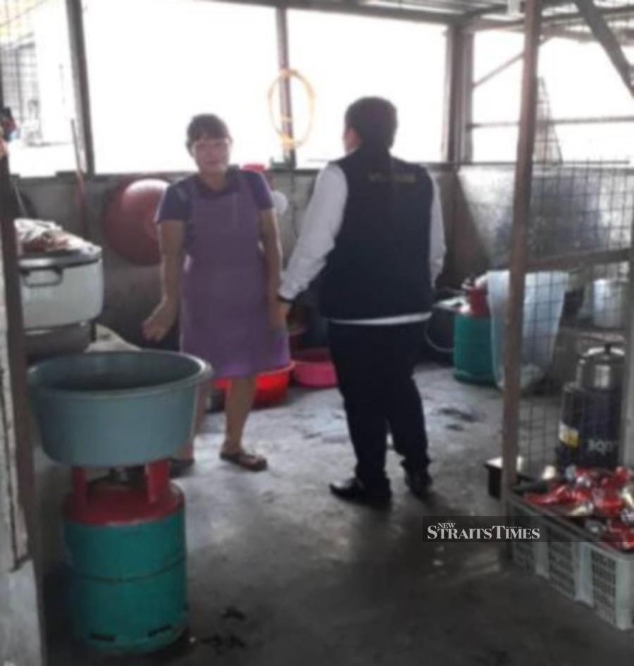 13 Hulu S'gor eateries ordered closed after rat droppings, cockroaches found