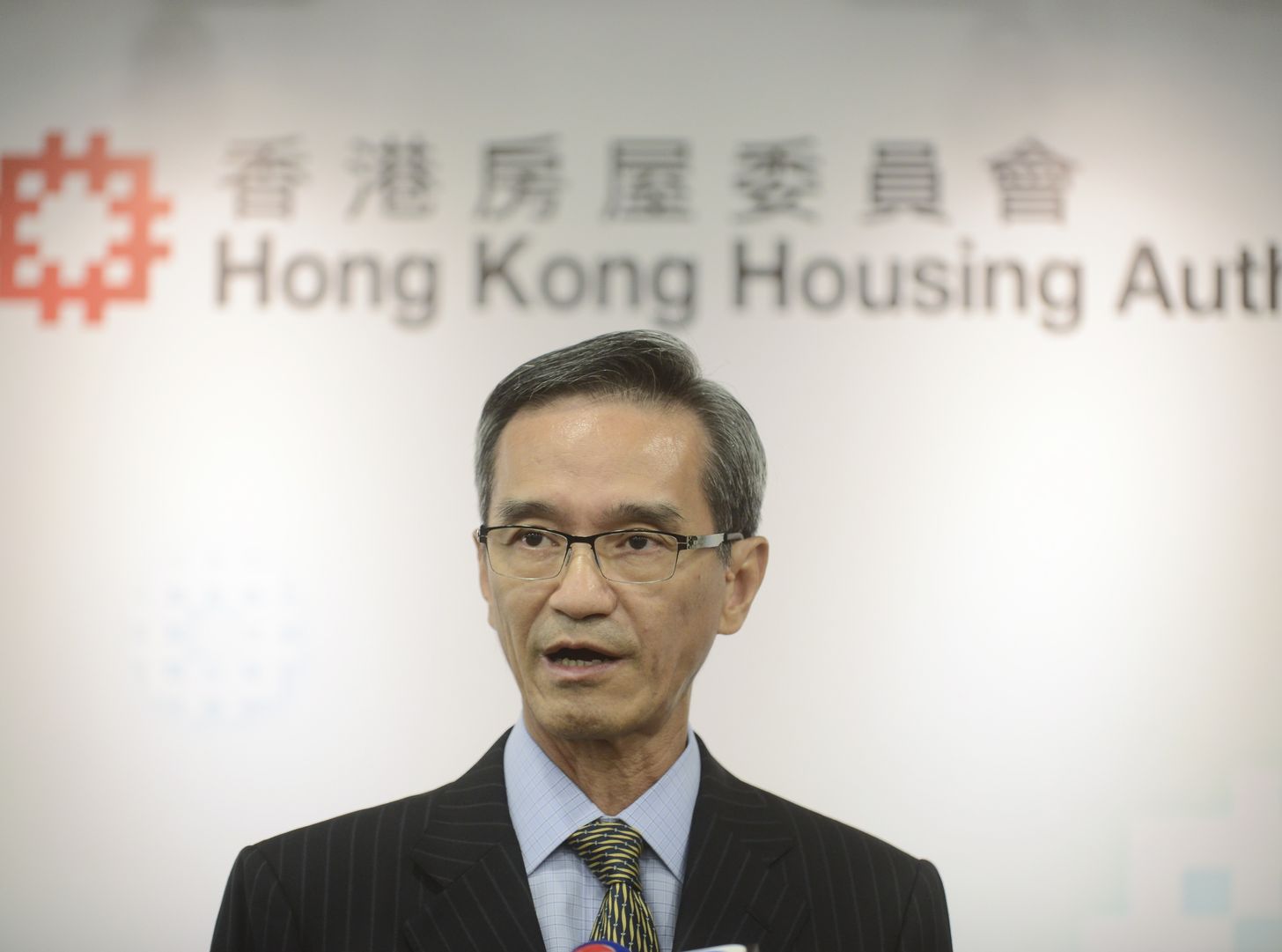 黄远辉：考虑成本效益下 不支持抽查轮候公屋申请者建议