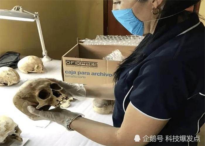 人类尸体在死后17个月，仍然会移动，科学家用摄影机记录下画面！