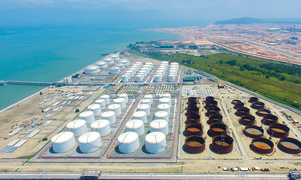 Dialog expands Pengerang oil storage to tap trade growth