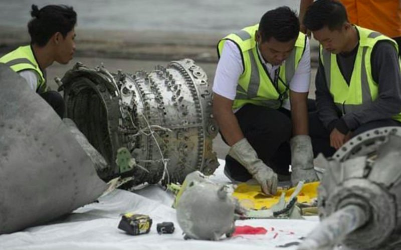 Indonesia finds design flaw, oversight lapses in Lion Air crash
