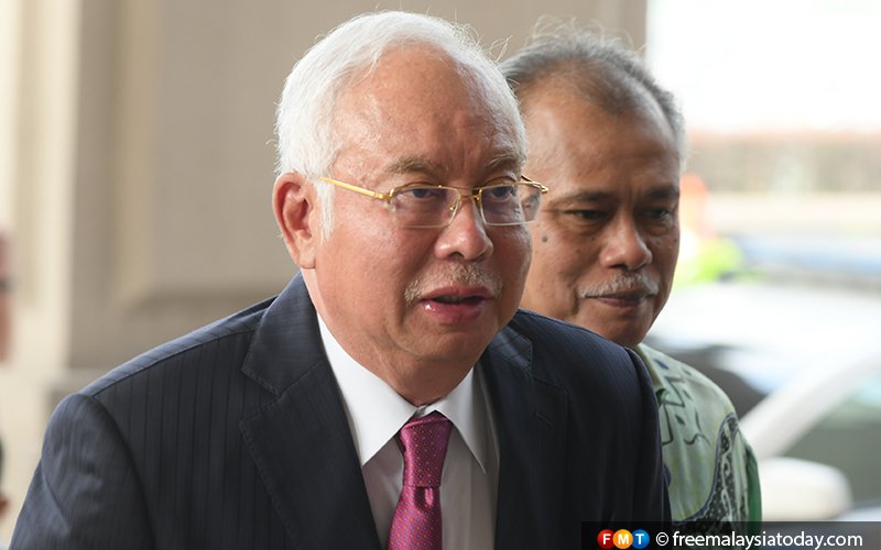 Najib at Bukit Aman for questioning over FB post