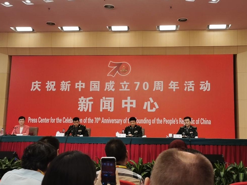 【国庆70周年】北京国庆阅兵歷时80分钟 参阅人员1.5万名