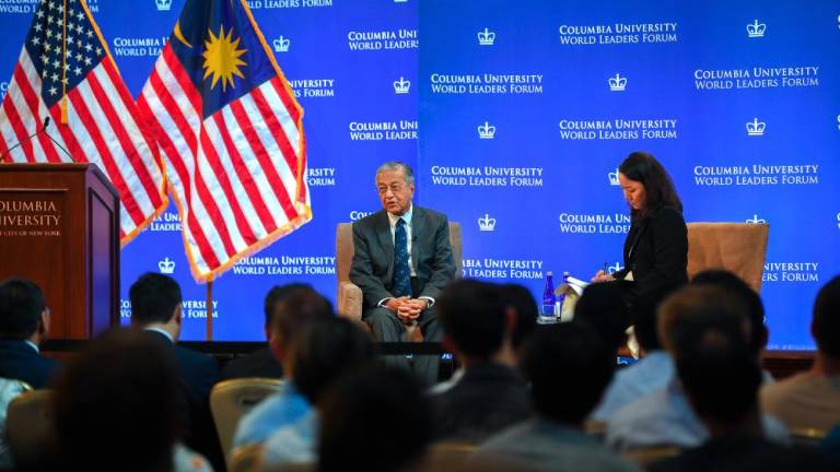 Mahathir points out UN weakness at forum