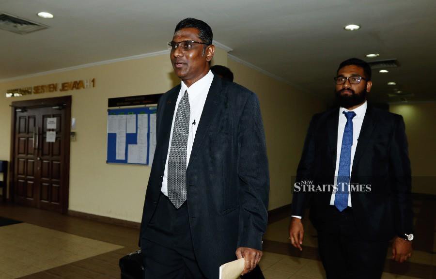 Rayer withdraws from representing man charged in MyKad scandal