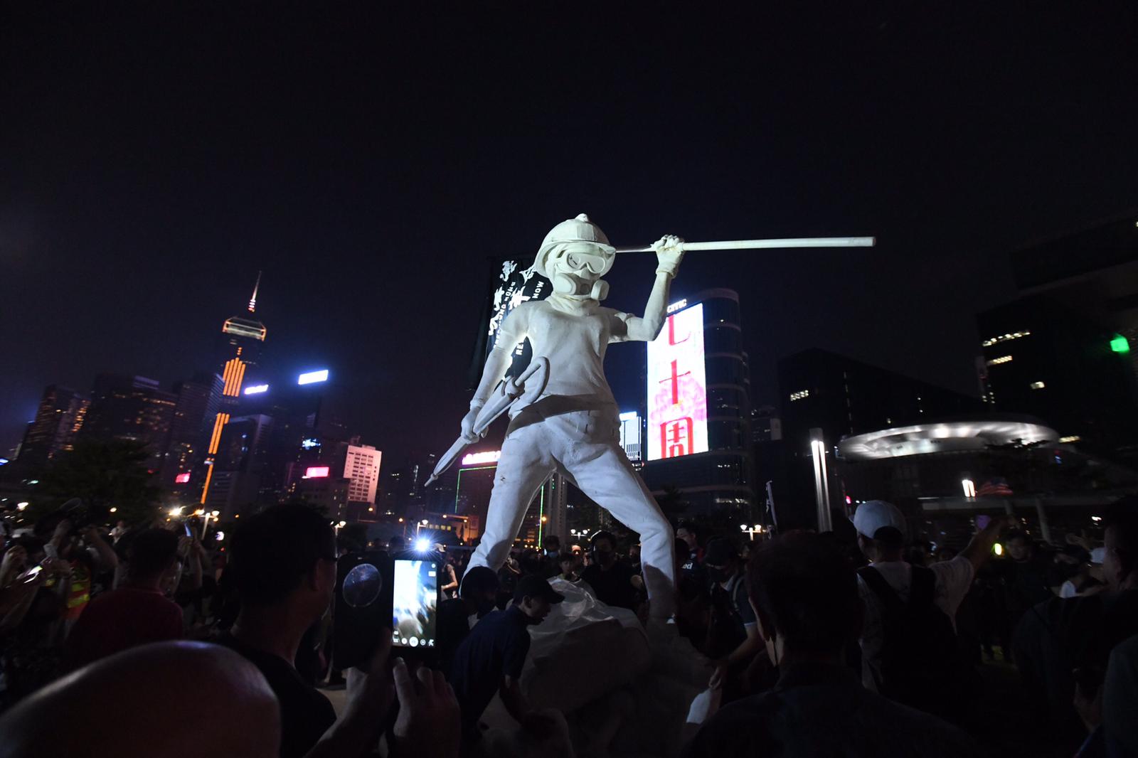 【修例风波】民阵：添马公园集会提早结束 料20至30万人参与