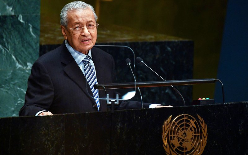 Mahathir defends palm oil in UN address