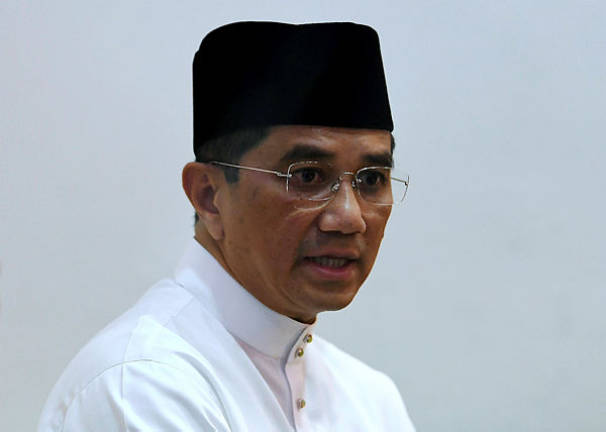 Mohamed Azmin to meet with Russian Minister of Industry and Trade