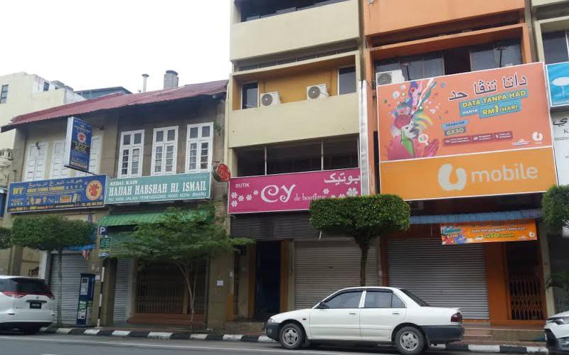 Bachok residents go far for food as eateries stay closed
