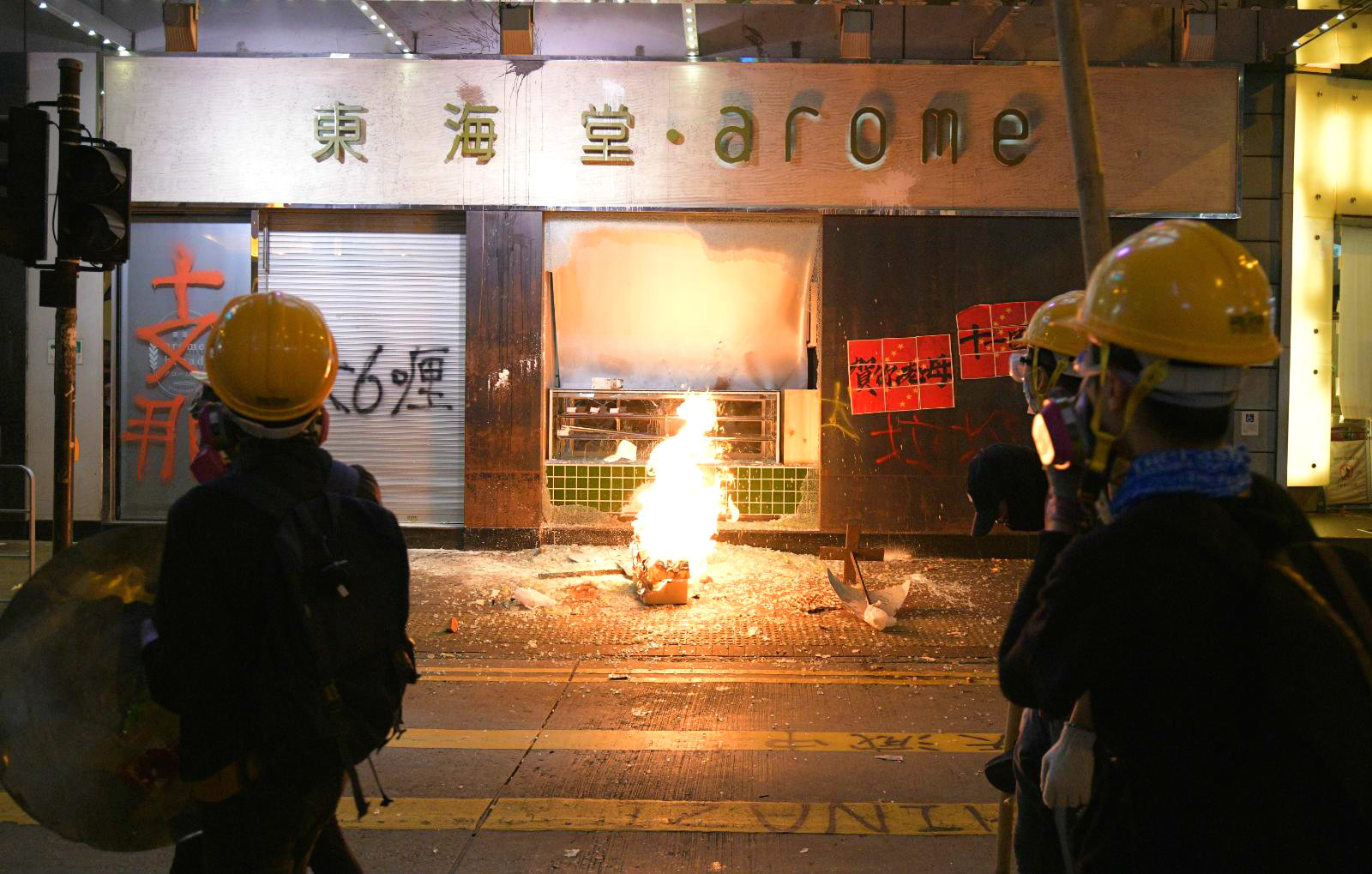 【修例风波】张建宗指100间食肆已结业 2000多名员工受影响