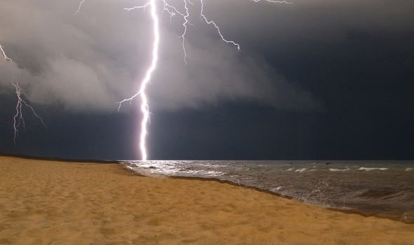 Lightning news: The incredible thing lightning will do if it strikes sand on a beach
