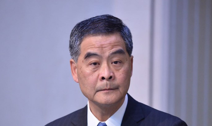 举报暴力示威幕后指挥 梁振英：赏金20万港元