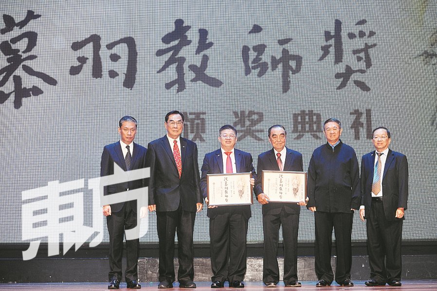 教总促圆桌会议解决华小师资