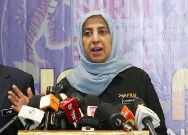 MACC issues compound notices to 80 individuals and entities over 1MDB funds (Updated)