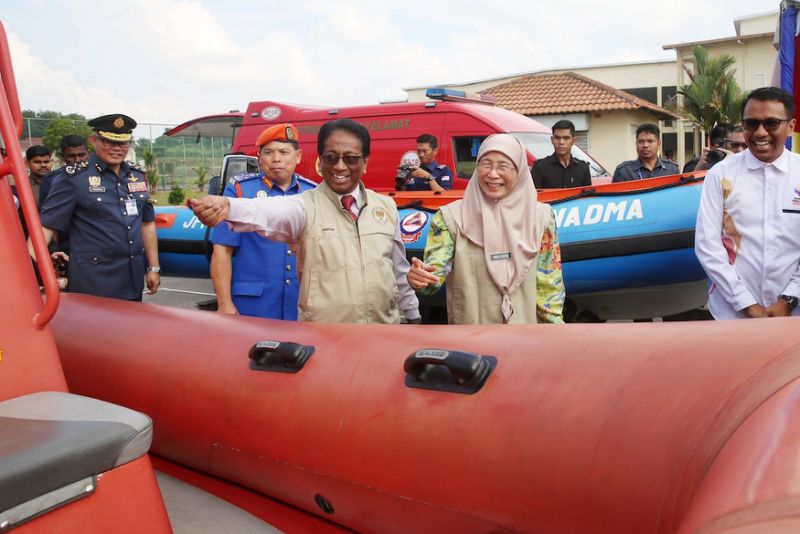 DPM: Govt mulling sinking fund for industries to reduce impact of disasters