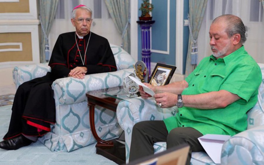 Pope Francis thanks Johor Sultan for commuting death sentences of Mexican brothers