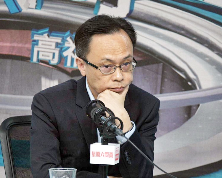 【区会选举】聂德权拒评以「光復香港」为口号会否被DQ