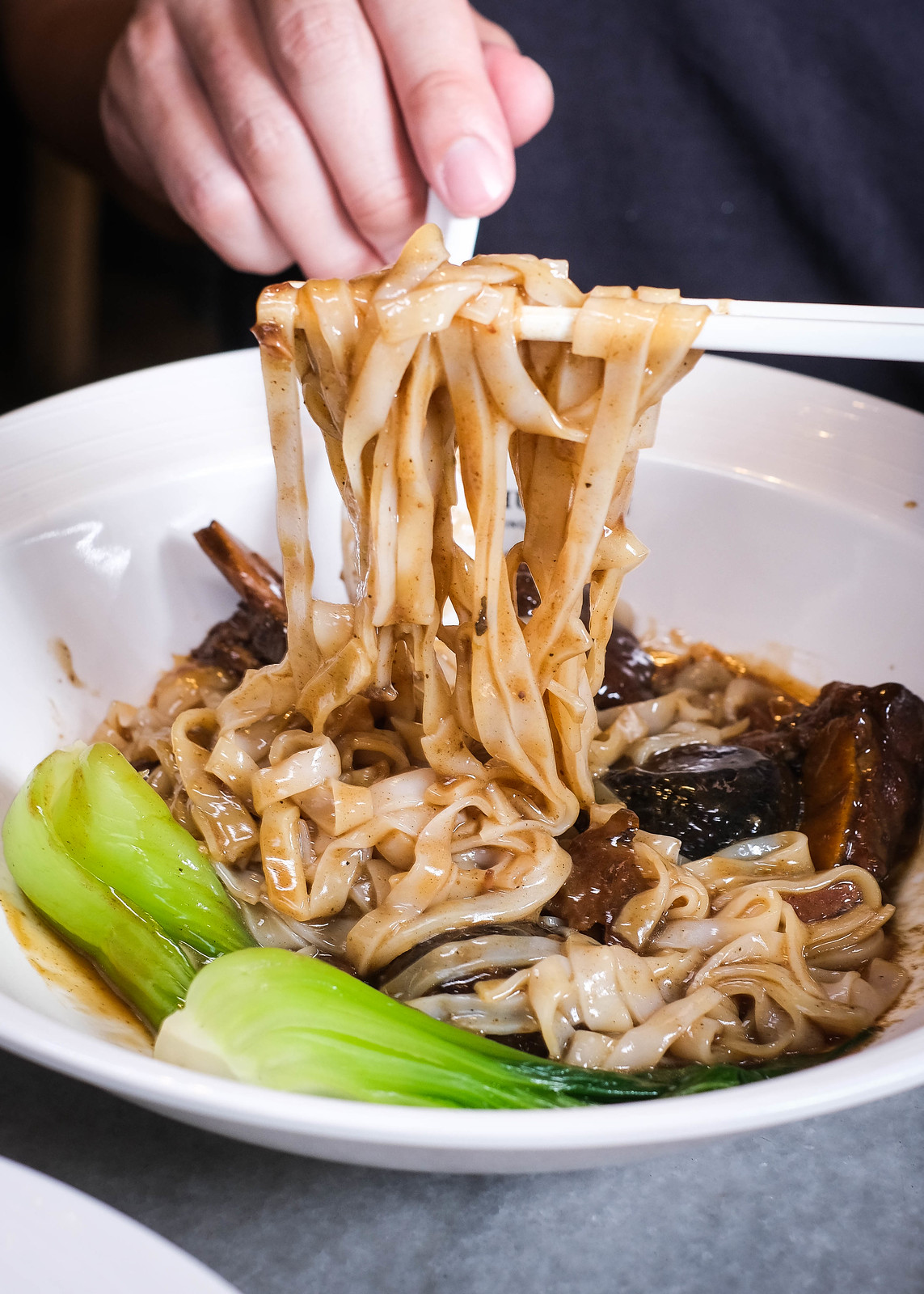 4-time Michelin Bib Gourmand SHI HUI YUAN Original Singapore Hor Fun opens flagship stall at Lau Pa Sat