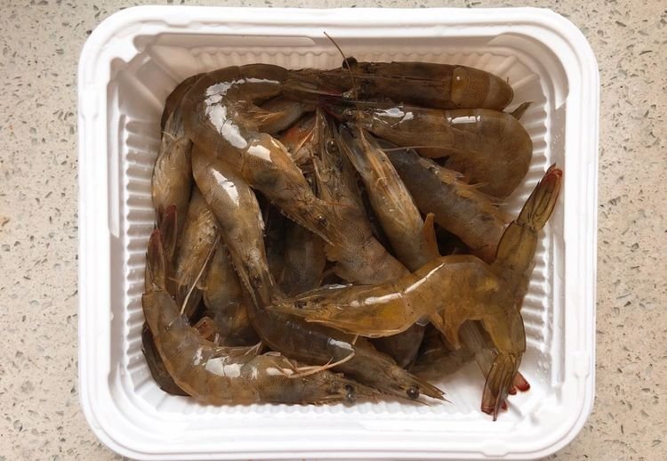 做水煮虾，应该凉水下锅还是热水下锅？做错虾肉又老又柴，还很腥