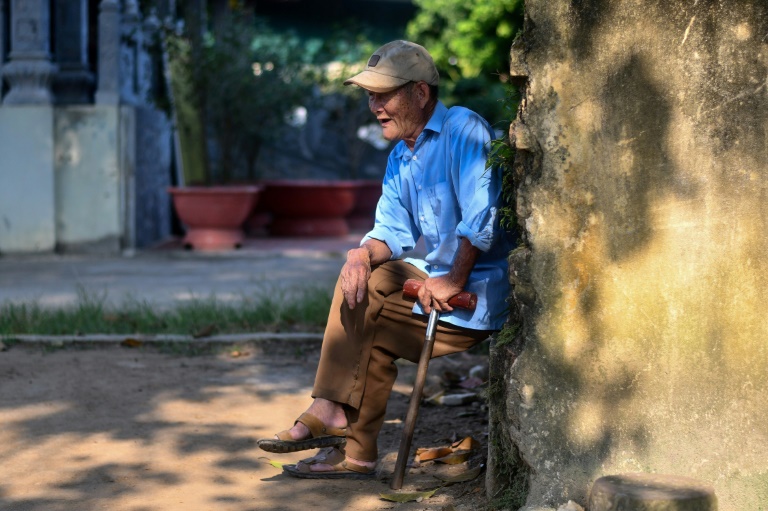 Croquet an unlikely hit for Vietnam retirees