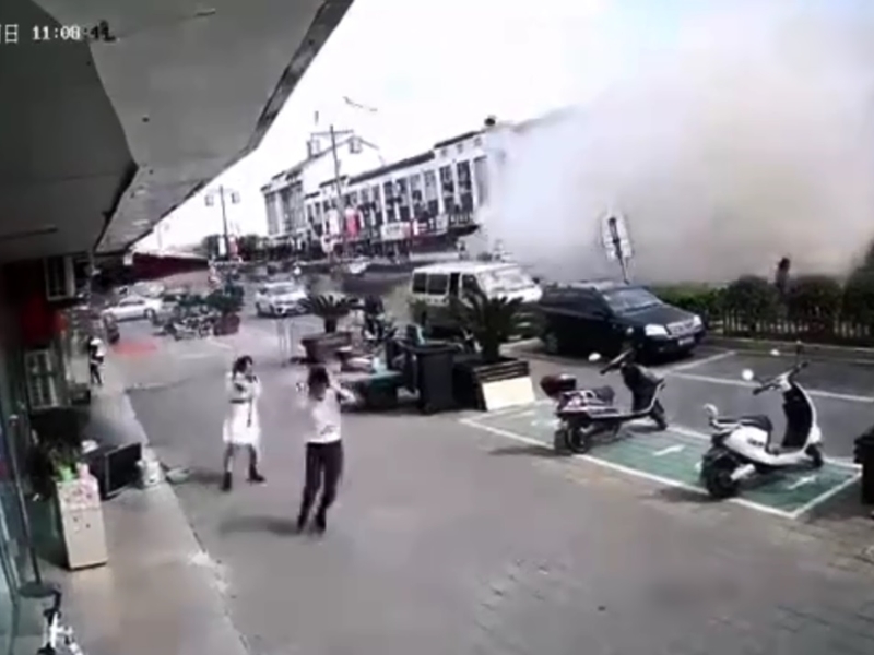 无锡小食店发生燃气爆炸 6人经抢救无效身亡