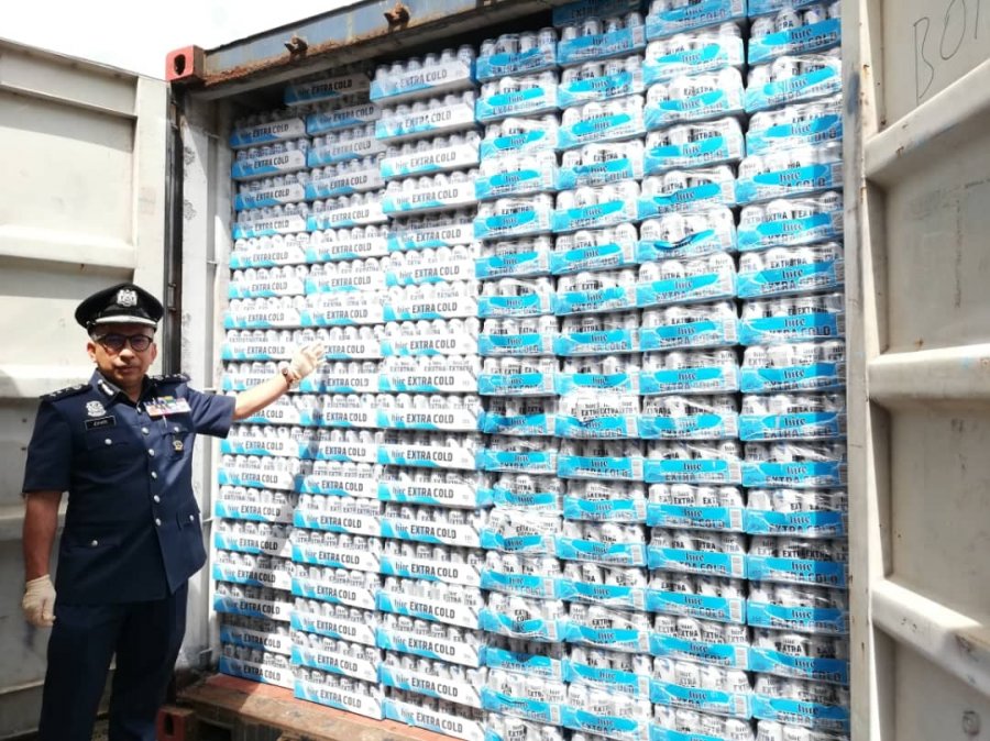 申报冷气器材　货柜藏4188箱走私啤酒