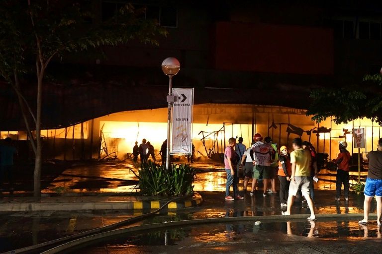 One dead as strong 6.4-Magnitude quake hits Philippines