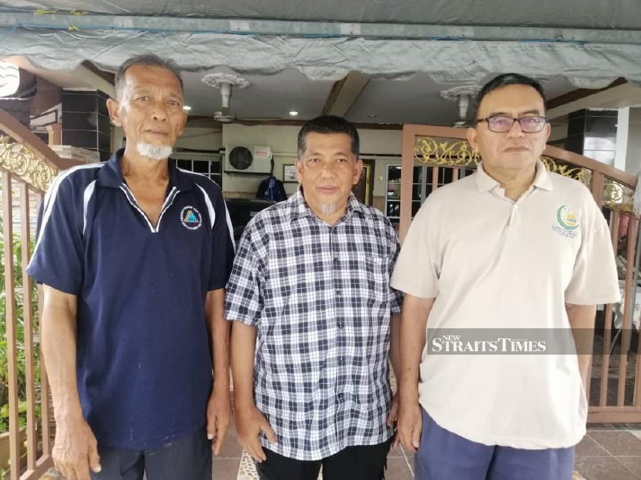 Late PKNS worker Azalan was a 'kaki surau'