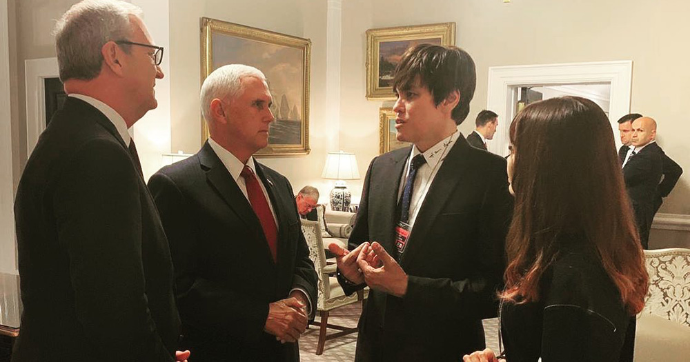 New Creation Church pastor Joseph Prince meets US Vice-President Mike Pence at White House