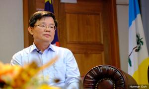 Chow denies feeling embarassed by anti-reclamation memo