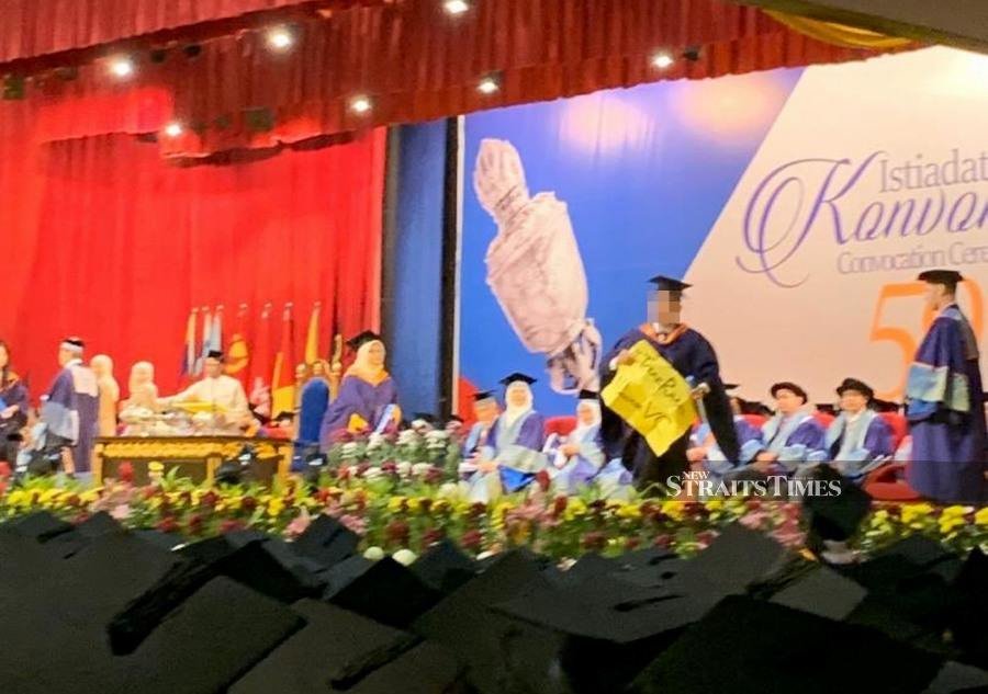 'UM cannot simply revoke student protester's degree'