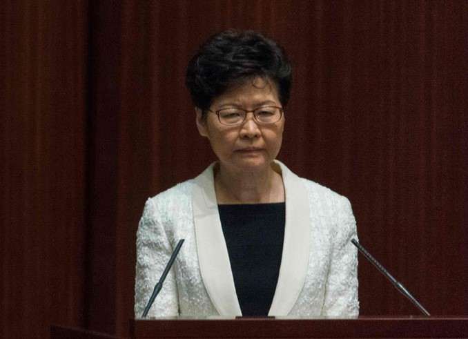 支持警方使用武力 林郑：不排除改组港府班底