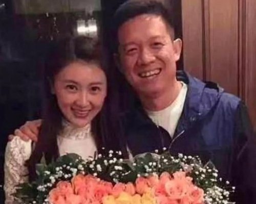 乐视前董事长贾跃亭办离婚手续　破产前曾向妻转帐51万美元