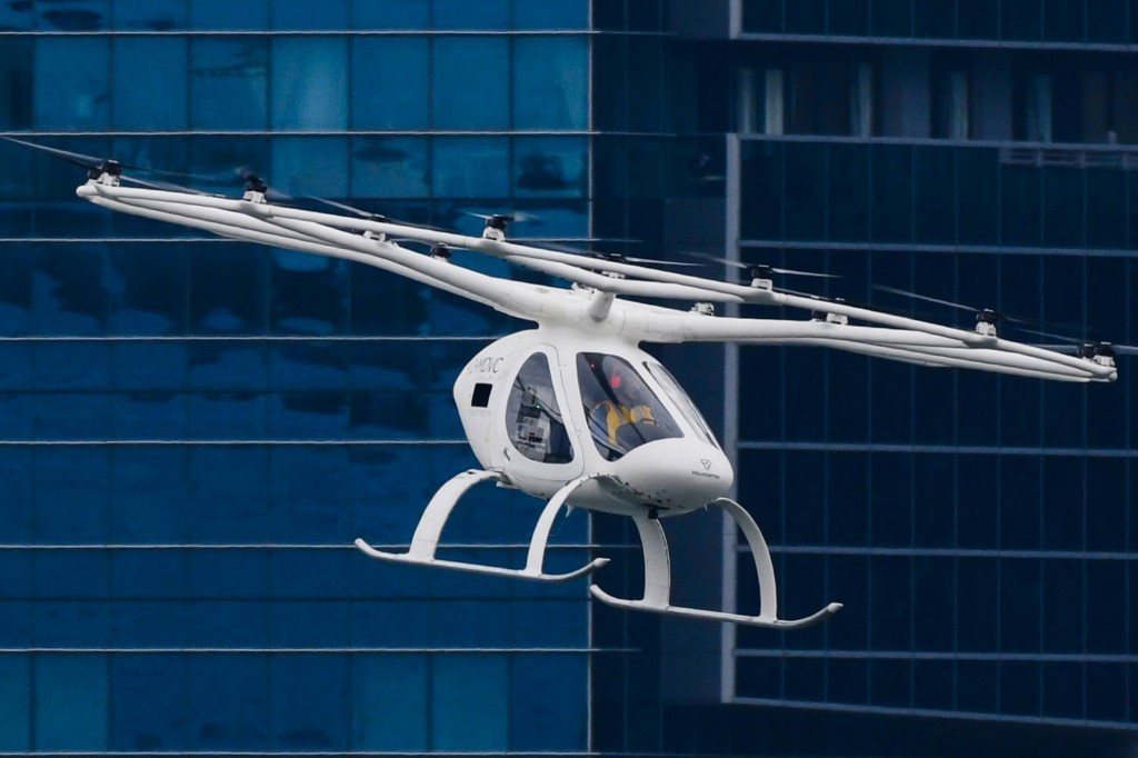 Drone-like taxi whizzes over Singapore, firm eyes Asian push