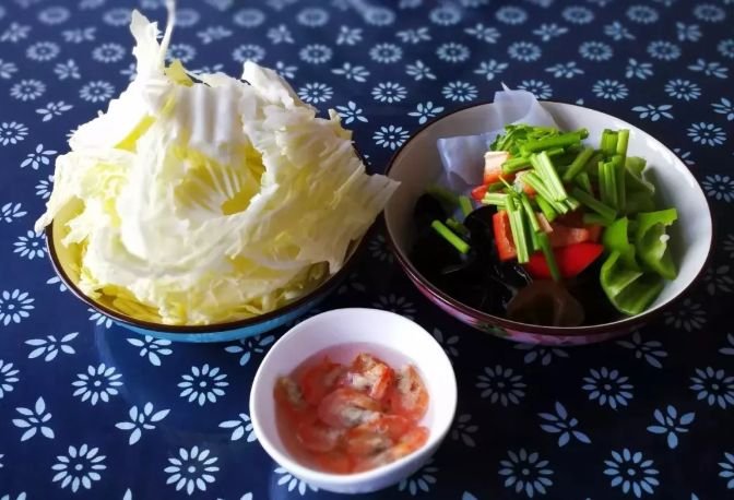 霜降后，白菜别再炖着吃了，大厨教你新做法，下酒又下饭，特解馋